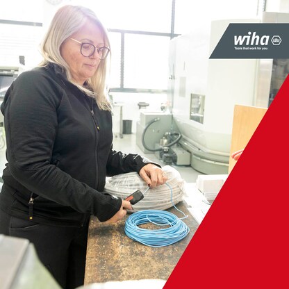 Artikelbild 6 für Wiha Abisolierwerkzeug 44241, Länge: 12,5 cm, 1 St., Artikelnummer 717589