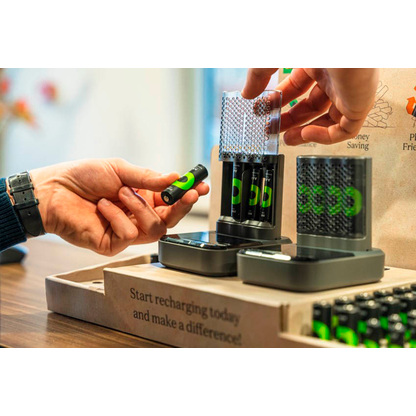 Artikelbild 9 für GP ReCyko Pro Management Display 45-tlg. USB-Akku-Schnellladegerät inkl. Akkus, Artikelnummer 619629