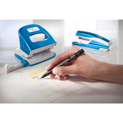 Artikelbild 2 für AVERY Zweckform Etiketten 3306 weiß 13,0 x 8,0 mm, 3.712 Etiketten , Artikelnummer 167551