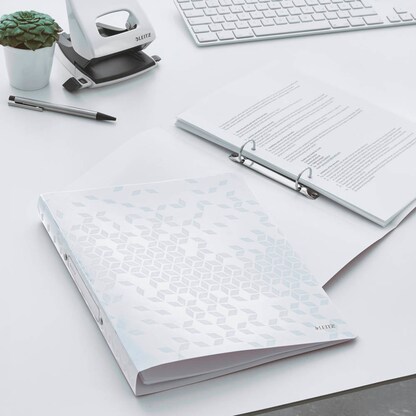 Artikelbild 4 für LEITZ WOW Ringbuch 2-Ringe perlweiß 3,2 cm DIN A4, 1 St., Artikelnummer 107272