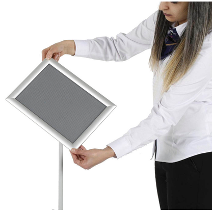 Artikelbild 4 für update displays Infoständer Economy silber DIN A4 30,5 x 30,5 x 80,0 - 130,5 cm, 1 St., Artikelnummer 316962