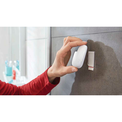 Artikelbild 11 für tesa WATERPROOF Small Klebehaken für max. 2,0 kg, 2,0 x 5,0 cm, 2 St., Artikelnummer 738908