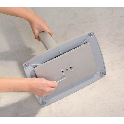 Artikelbild 4 für update displays Prospektständer Pillar silber DIN A4 3 Fächer 33,0 x 25,0 x 111,0 cm, 1 St., Artikelnummer 563465