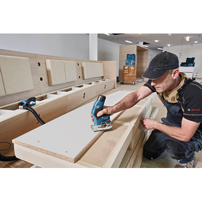 Artikelbild 2 für BOSCH Professional GKF 12V-8 Akku-Kantenfräse 12,0 V, ohne Akku, Artikelnummer 150583