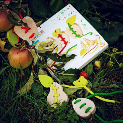 Artikelbild 3 für CUBiKA Fädelspiel Lernspiel, 1 St., Artikelnummer 234177