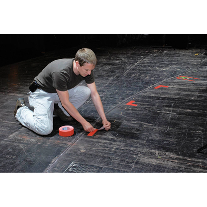 Artikelbild 3 für tesa extra Power® Perfect Gewebeband rot 38,0 mm x 50,0 m 1 Rolle, Artikelnummer 587253