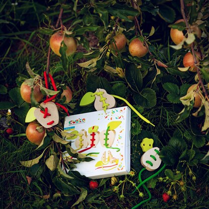 Artikelbild 5 für CUBiKA Fädelspiel Lernspiel, 1 St., Artikelnummer 234177