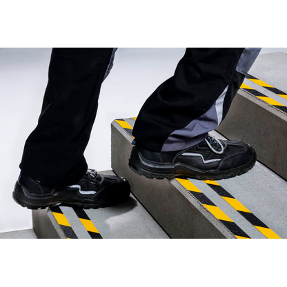 Artikelbild 3 für DURABLE Markierungsband DURALINE® GRIP+ gelb, schwarz 25,0 mm x 15,0 m, Artikelnummer 904332