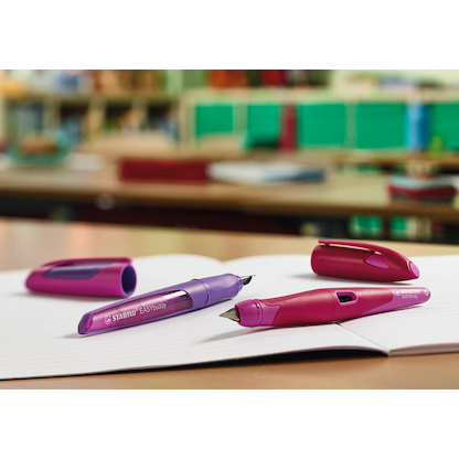 Artikelbild 3 für STABILO EASYbuddy Patronenfüller lila/magenta M (mittel), 1 St., Artikelnummer 514974