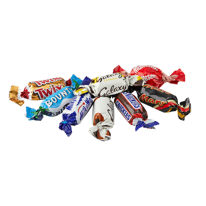 Artikelbild 8 für AKTION: büroplus Papierhandtücher Zick-Zack-Falzung 2-lagig 2x 3.200 Tücher + GRATIS Celebrations Schokoriegel 600 g, Artikelnummer 404317