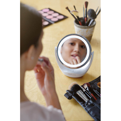 Artikelbild 4 für medisana Kosmetikspiegel beleuchtet CM 835 88554 weiß, Artikelnummer 858193
