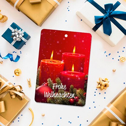 Artikelbild 3 für LUMA Geschenkanhänger mehrfarbig Frohe Weihnachten mit roten Kerzen, 10 St., Artikelnummer 141356