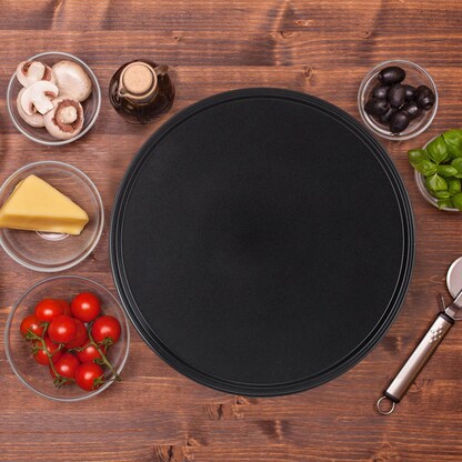 Artikelbild 3 für relaxdays Pizzableche Ø 29,5 cm, 10 St., Artikelnummer 401222