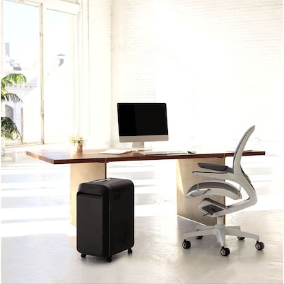 Artikelbild 6 für AKTION: Fellowes Powershred LX220 Aktenvernichter mit Partikelschnitt P-4, 4 x 12 mm, bis 12 Blatt, schwarz mit 60 Euro CashBack, Artikelnummer 279517