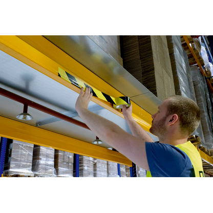 Artikelbild 4 für DURABLE Bodenmarkierungsband Duraline Basic gelb, schwarz 50,0 mm x 33,0 m, Artikelnummer 162717