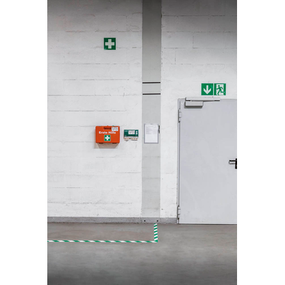 Artikelbild 3 für DURABLE Bodenmarkierungsband Duraline Strong 2 Colours grün, weiß 50,0 mm x 30,0 m, Artikelnummer 566109