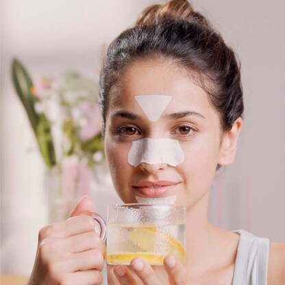 Artikelbild 3 für NIVEA HAUTVERFEINERNDE CLEAR-UP STRIPS Mitesserpflaster 6 St., Artikelnummer 577389