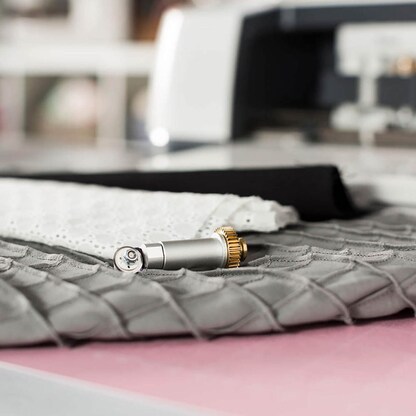 Artikelbild 8 für cricut™ Rollmesser für Schneideplotter, 1 St., Artikelnummer 958763