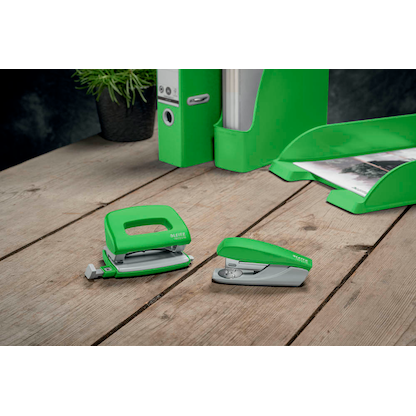 Artikelbild 2 für LEITZ Heftgerät NeXXt Recycle Mini grün, 1 St., Artikelnummer 118598