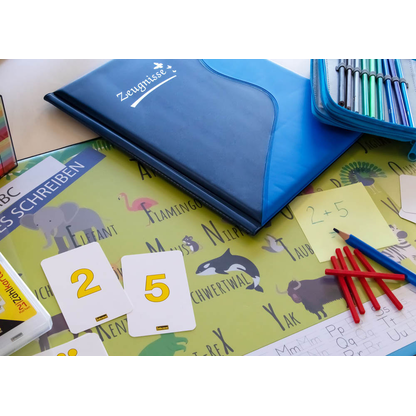 Artikelbild 13 für Idena Zeugnismappe DIN A4, 12 Hüllen blau/dunkelblau, 1 St., Artikelnummer 113336