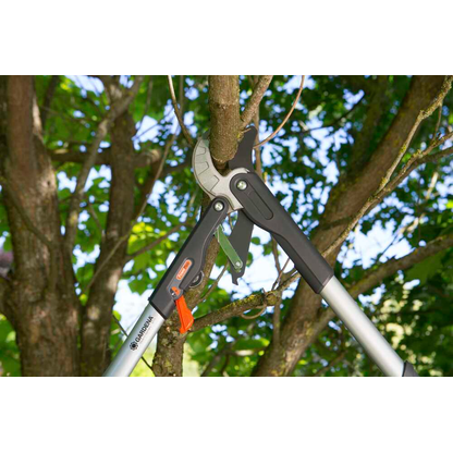 Artikelbild 3 für GARDENA SmartCut Ratschen Astschere, Artikelnummer 786808