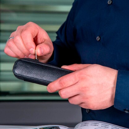 Artikelbild 8 für ONLINE® Schreibgeräte-Etui schwarz, 15,5 x 5,0 cm, Artikelnummer 238277