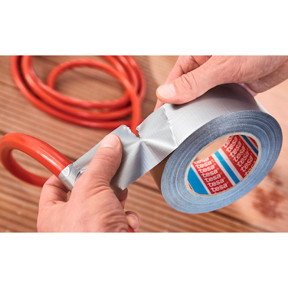 Artikelbild 2 für tesa extra Power® Universal Gewebeband weiß 50,0 mm x 10,0 m 1 Rolle, Artikelnummer 824276