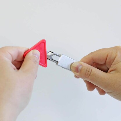 Artikelbild 3 für NT Cuttermesser A-1000RP silber 9 mm, 1 St., Artikelnummer 371686