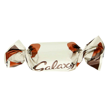 Artikelbild 10 für AKTION: büroplus Papierhandtücher Zick-Zack-Falzung 2-lagig 2x 3.200 Tücher + GRATIS Celebrations Schokoriegel 600 g, Artikelnummer 404317