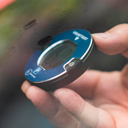 Artikelbild 3 für OOONO Elektronische Parkscheibe P-Disc No.1, Artikelnummer 152118