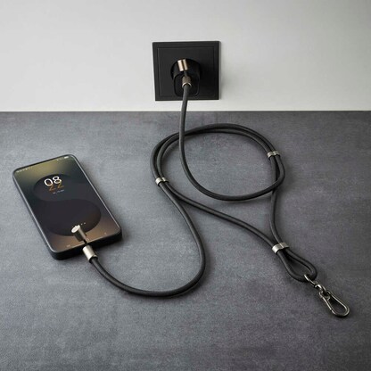 Artikelbild 4 für Intenso Charging Lanyard Handykette Ladekabel schwarz, Kabellänge: 1,65 m, 60 Watt, Artikelnummer 781557