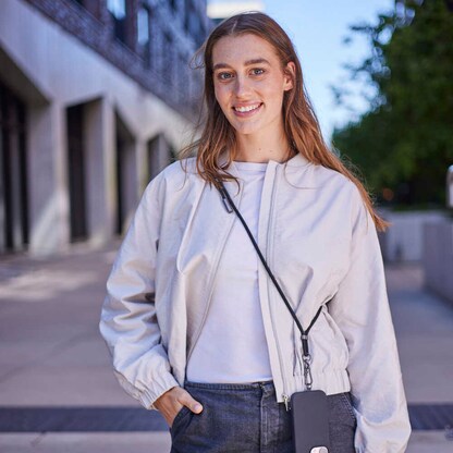 Artikelbild 6 für Intenso Charging Lanyard Handykette Ladekabel schwarz, Kabellänge: 1,65 m, 60 Watt, Artikelnummer 781557