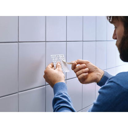 Artikelbild 9 für tesa Powerstripes Klebenägel für max. 4,0 kg, 4,6 x 6,4 cm, 2 St., Artikelnummer 121204