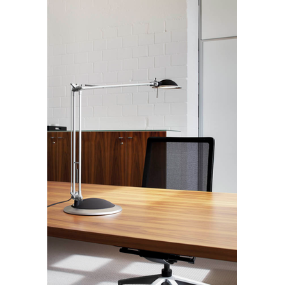 Artikelbild 3 für MAUL MAULbusiness LED Schreibtischlampe silber 8,6 W, Artikelnummer 244975