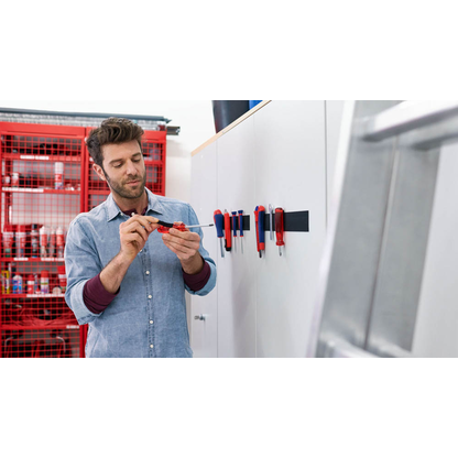 Artikelbild 3 für tesa Klettband ON & OFF® EXTRA STRONG schwarz, 1 Rolle, Artikelnummer 303554