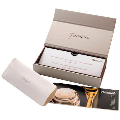 Artikelbild 6 für Pelikan Classic M200 Kolbenfüller grün-marmoriert/gold M (mittel), 1 St., Artikelnummer 410790