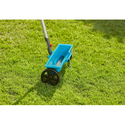 Artikelbild 3 für GARDENA combisystem Streuwagen 3,0 l, Artikelnummer 499469
