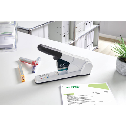Artikelbild 2 für LEITZ Heftgerät 5551 grau, 1 St., Artikelnummer 437149