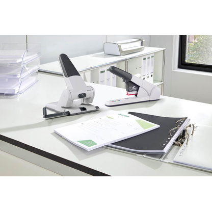 Artikelbild 3 für LEITZ Heftgerät 5551 grau, 1 St., Artikelnummer 437149