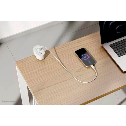 Artikelbild 3 für Neomounts DS22-840BL6 3-fach Tischsteckdose 1,4 m weiß mit USB-Buchse, Artikelnummer 642829
