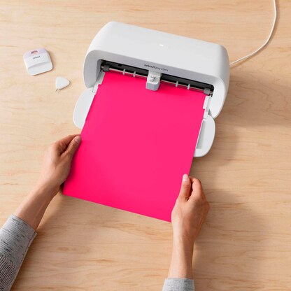 Artikelbild 3 für cricut™ Joy Xtra Smart Iron-On Glowsticks-Muster Aufbügelfolie farbsortiert 24,1 x 30,5 cm, 3 St., Artikelnummer 300048