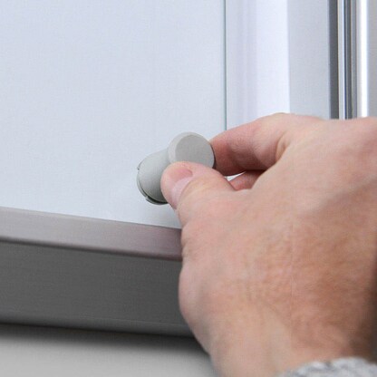 Artikelbild 10 für Showdown® Displays Schaukasten SL B1 silber 6x DIN A4 72,0 x 5,9 x 67,5 cm, 1 St., Artikelnummer 268969