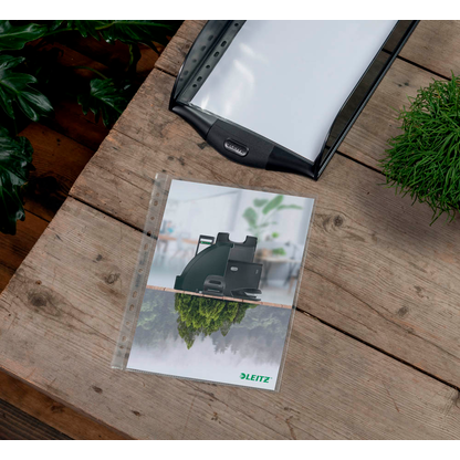 Artikelbild 6 für LEITZ Prospekthüllen recycle 4021 Maxi DIN A4 transparent genarbt 0,10 mm, 25 St., Artikelnummer 304497