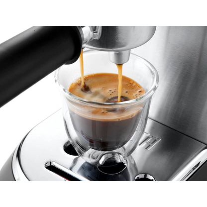 Artikelbild 2 für DeLonghi Dedica Style EC685.M Siebträgermaschine silber, Artikelnummer 348999