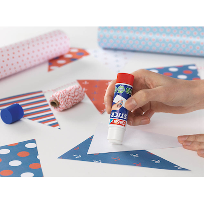 Artikelbild 3 für 3 + 1 GRATIS: tesa ecoLogo Klebestifte 20,0 g, 3 St. + GRATIS 1 St., Artikelnummer 675124