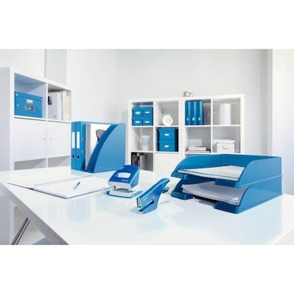 Artikelbild 2 für LEITZ Heftzange 5531 WOW blau-metallic, 1 St., Artikelnummer 280735