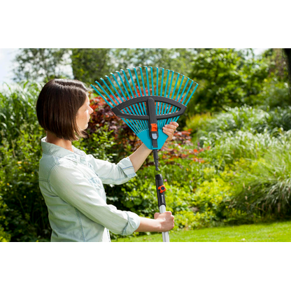 Artikelbild 2 für GARDENA combisystem Laubrechen-Aufsatz, Artikelnummer 922738