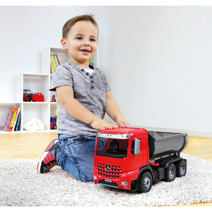 Artikelbild 2 für LENA Worxx Muldenkipper Mercedes Benz Arocs Sandfahrzeug rot, Artikelnummer 879722